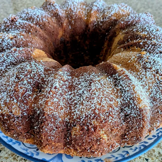Bundt cake dusted with powdered sugar